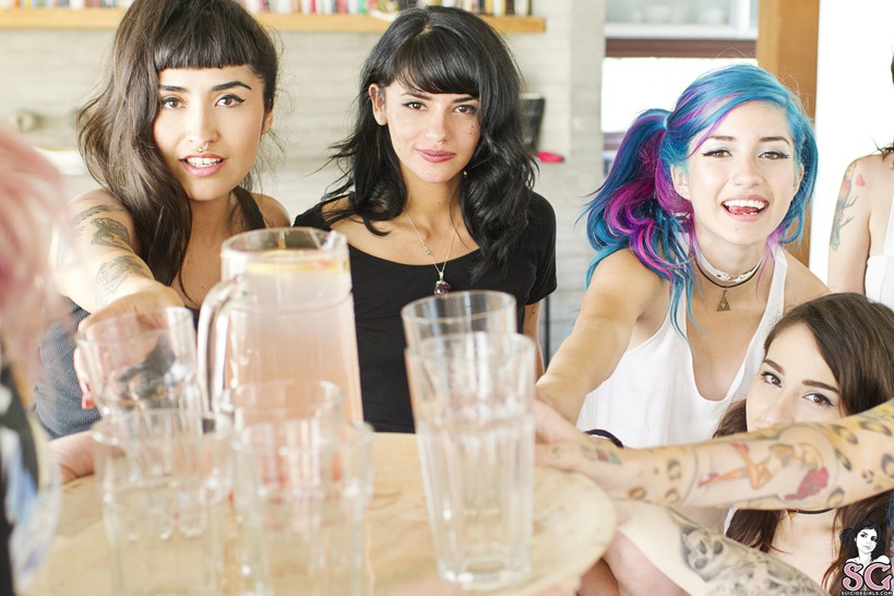 A Brunch Of Tattooed Hot Assed Chicks 11