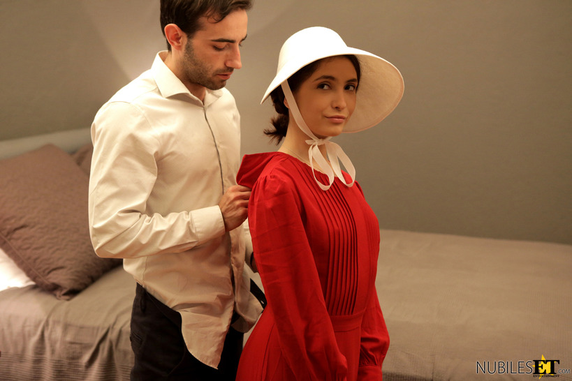 Handmaidens The Other Woman 05