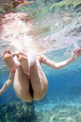 Petite Asian Chick Underwater